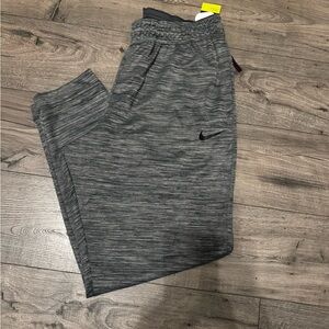 Nike Standard Fit Gray Joggers